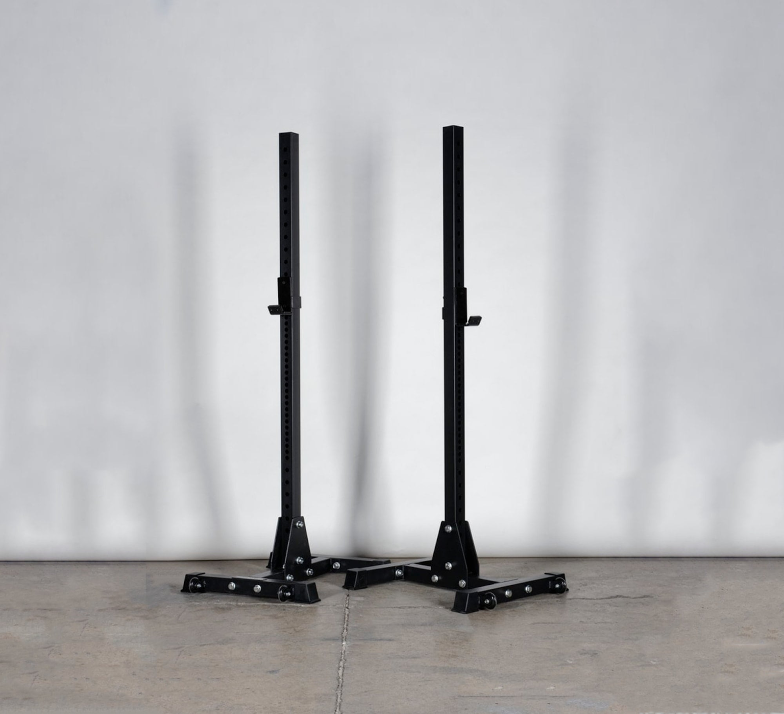 Squat Stand 3.0 by Bells Of Steel is a mid-priced squat rack that can be used by beginners and intermediate level lifters 