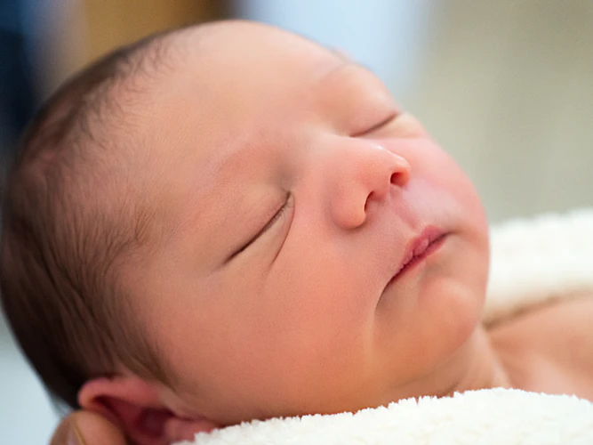 Newborn Baby Skin - How To Protect Baby Skin From Sun