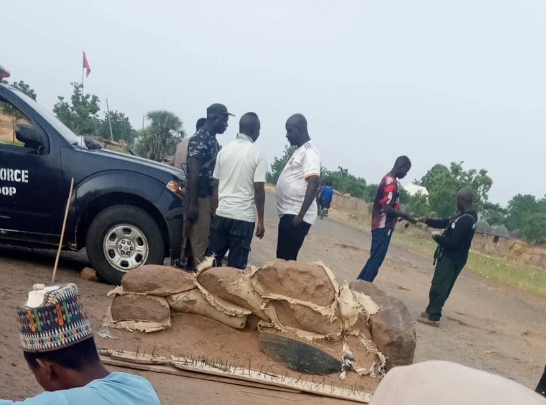 REPORTER’S DIARY: Luck Worked For Us — Police On Taraba-Adamawa Highway Say Their ‘Hoodlums’ Are Not Around 2