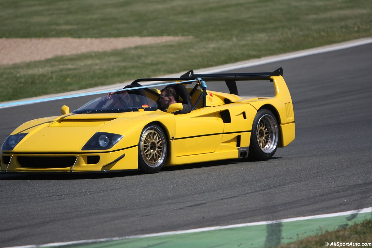 1995-ferrari-f40-lm_28_sb.jpg