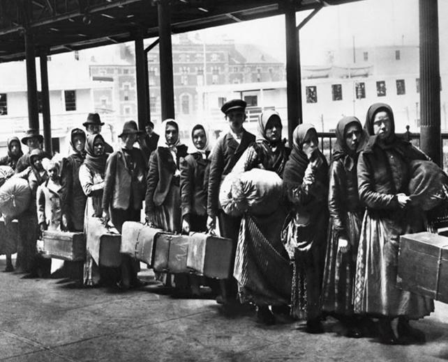 La culpa es del extranjero": la larga y dramática historia de la xenofobia  en Argentina - Infobae