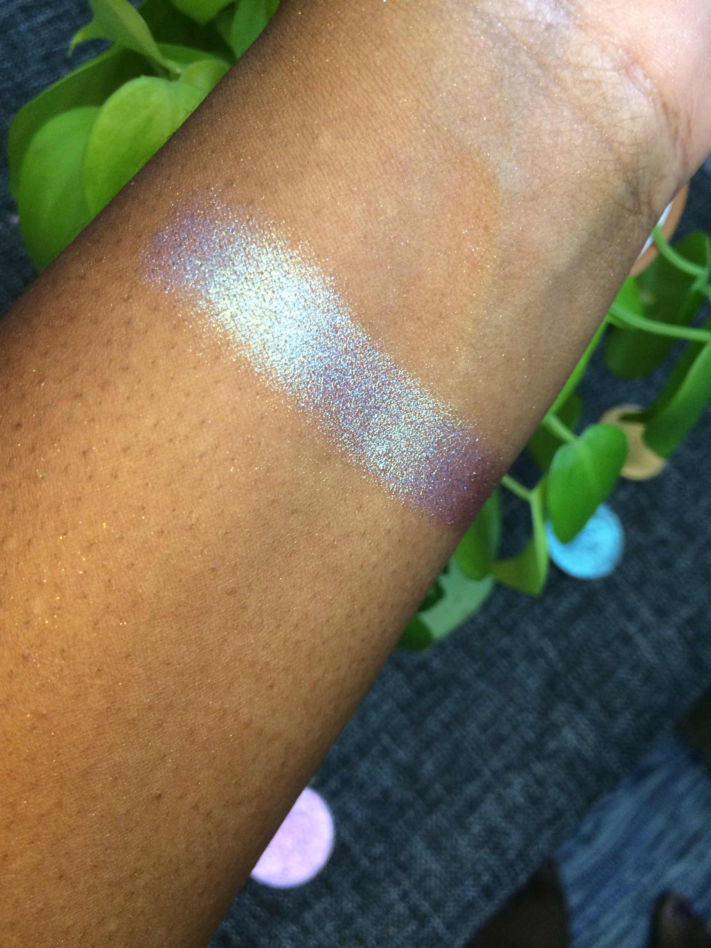 Devinah Cosmetics - Messier swatch on dark skin