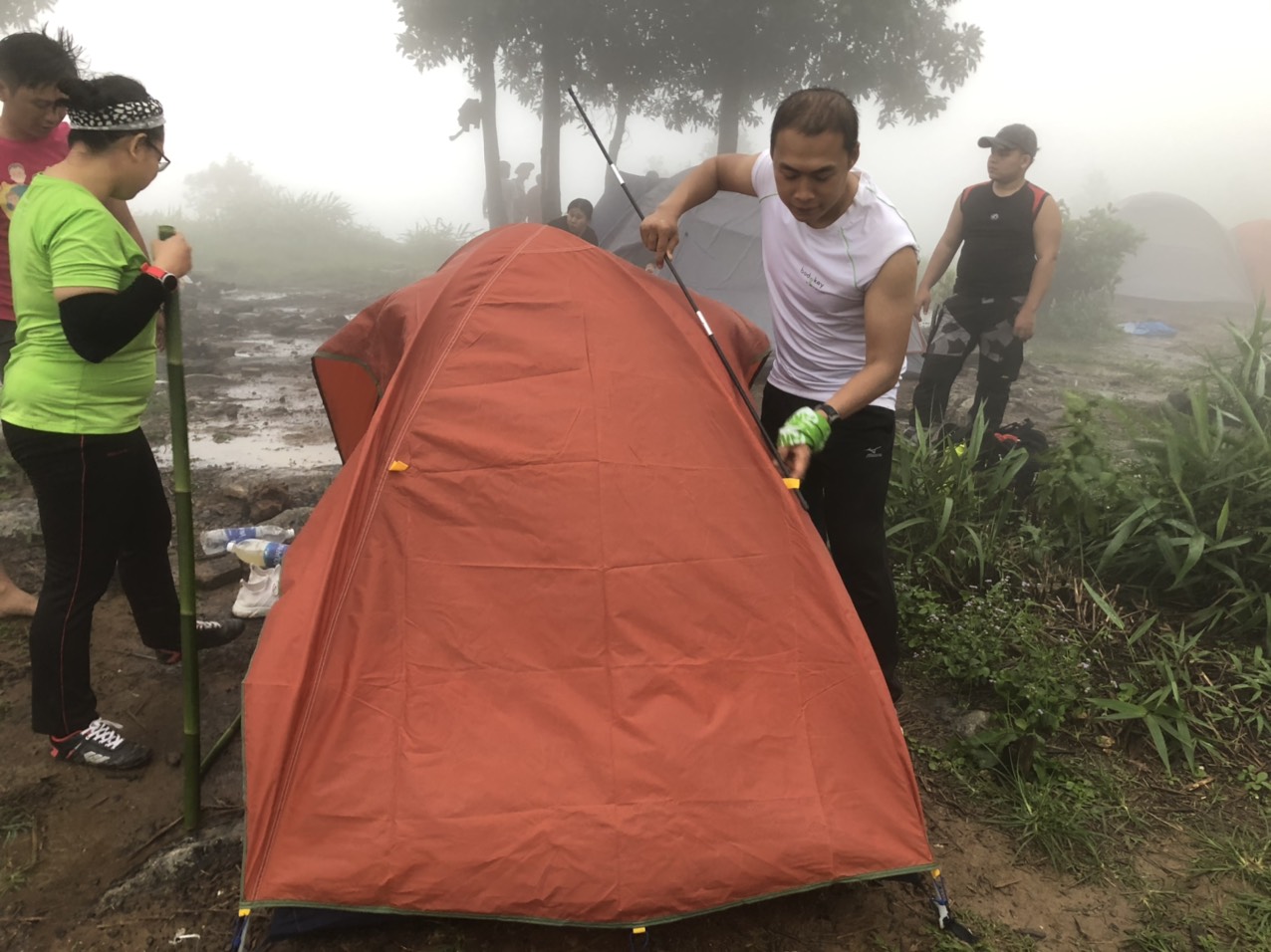 Team Prosumer chinh phục đỉnh núi Chứa Chan - Gia Lào
