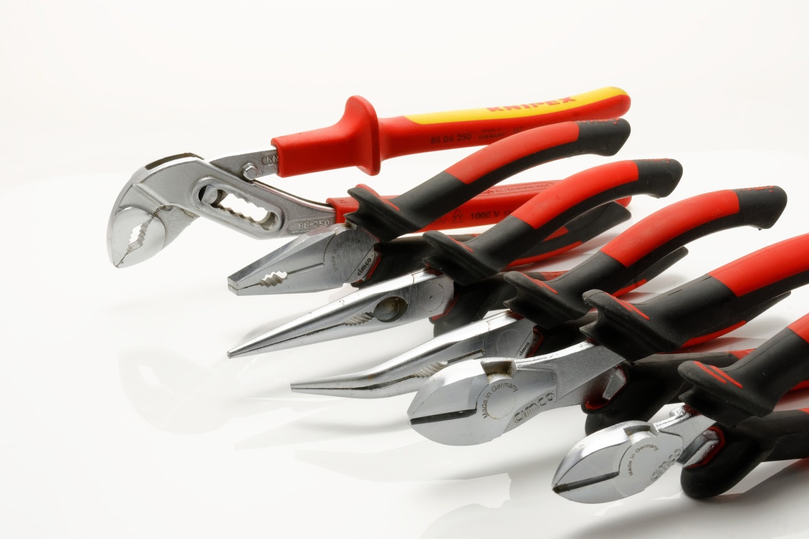 Different types of pliers