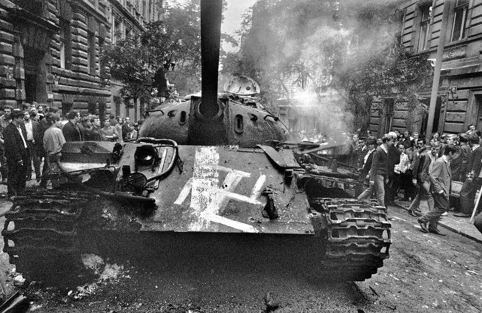 Предательство Пражской весны: очевидцы советского вторжения вспоминают 1968 год