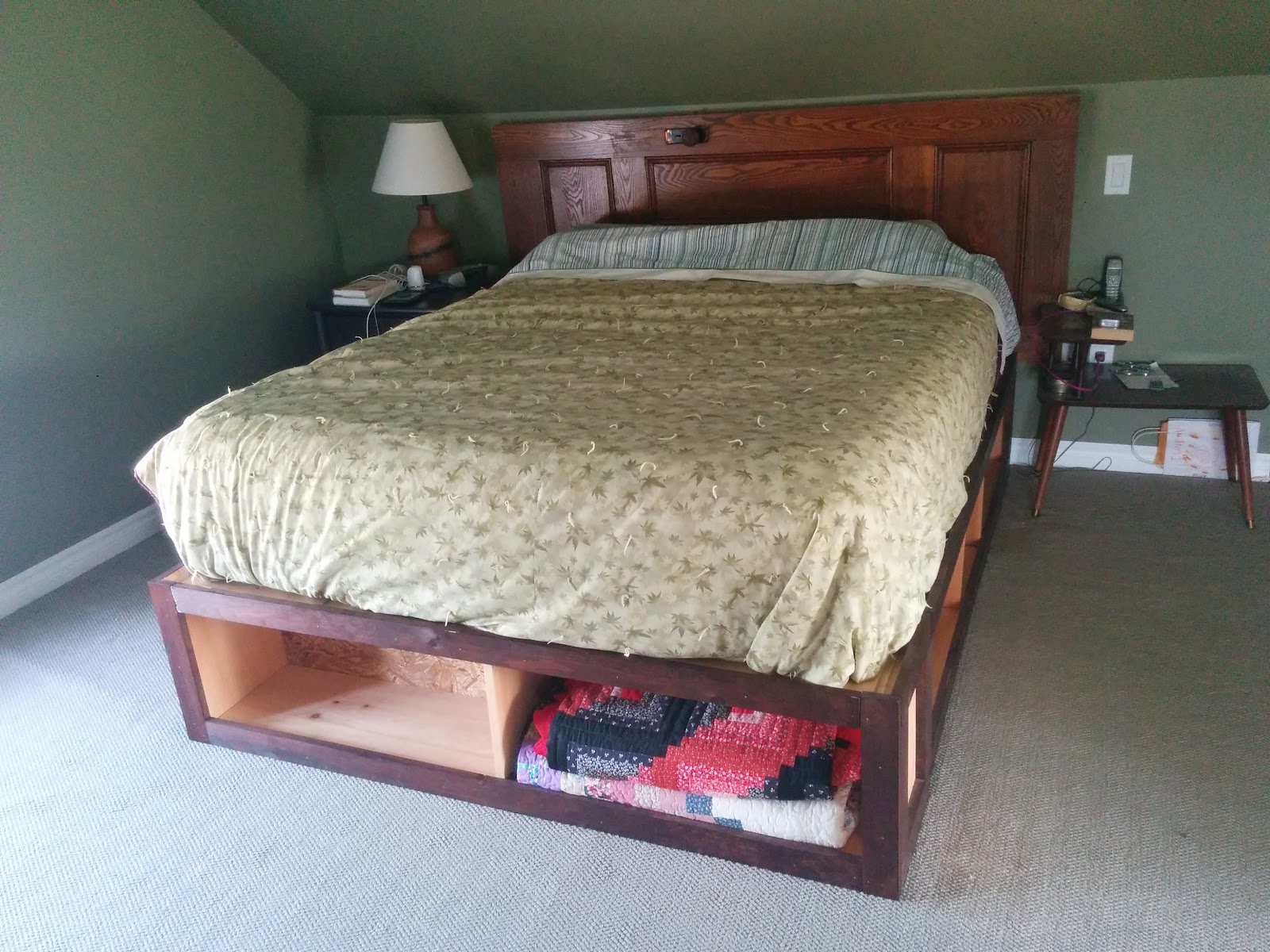 Captains Bed 2.jpg