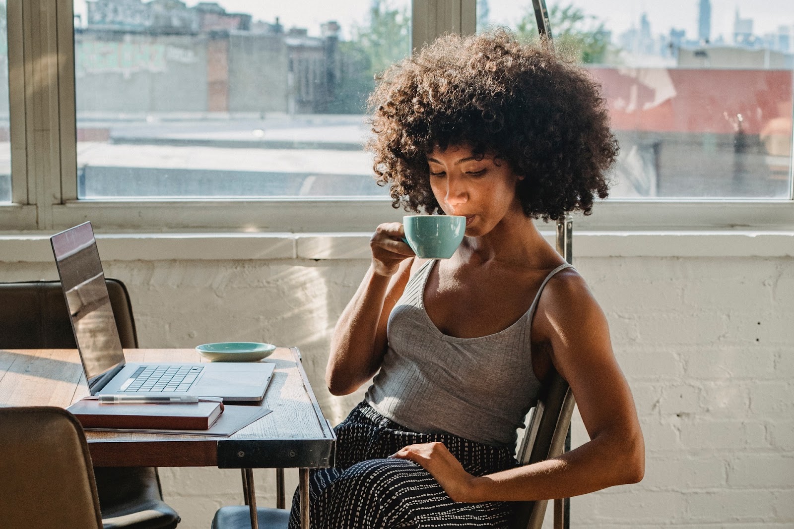 Here's how you can boost your remote sales team performance through increasing their engagement.