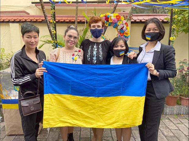 Theo Dõi Nhân Quyền lên án Công an Hà Nội cản trở dân Việt ủng hộ Ukraine