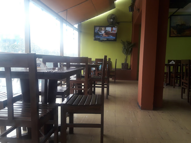Atarraya Resto Bar - Lince