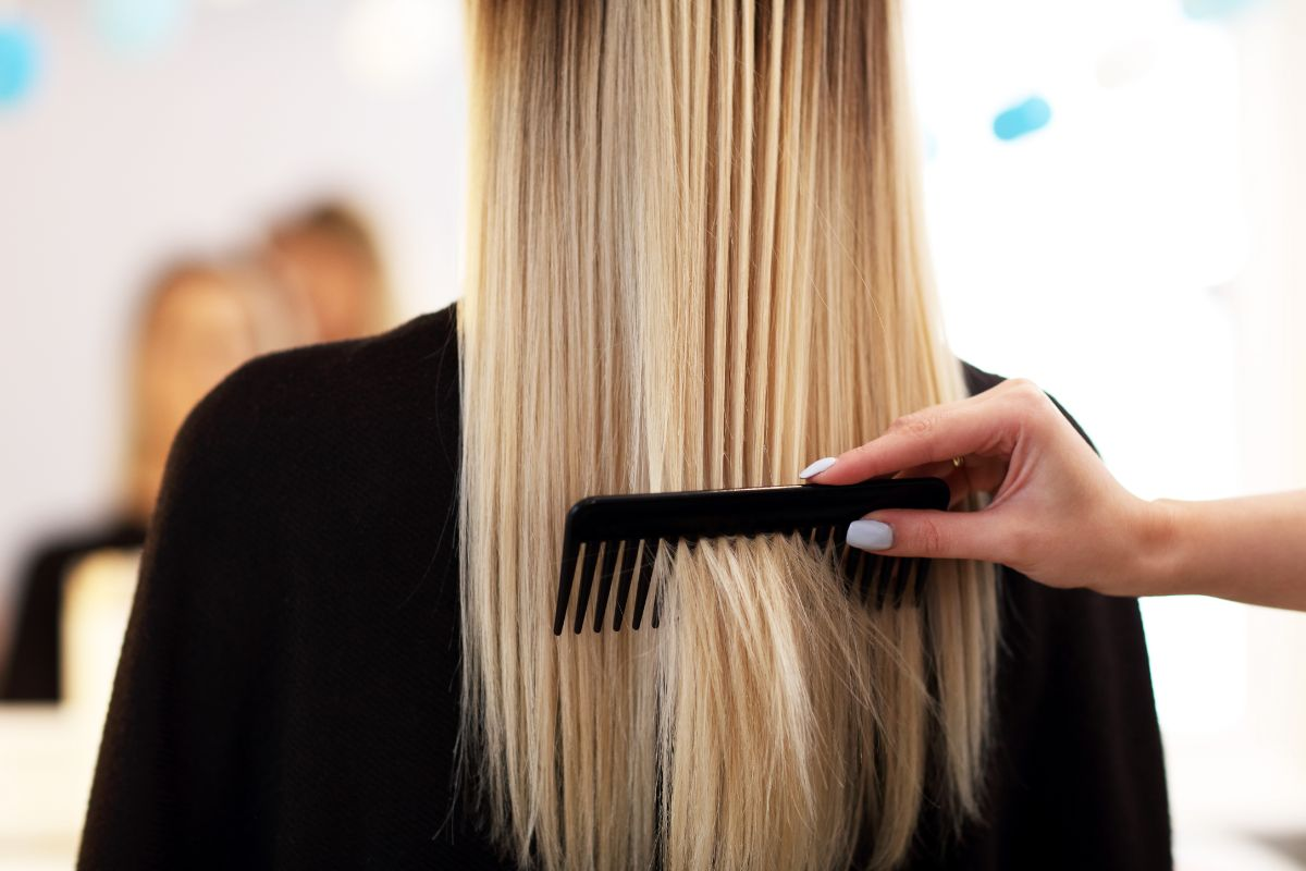Benefits of Buying Hair Extensions Wholesale
