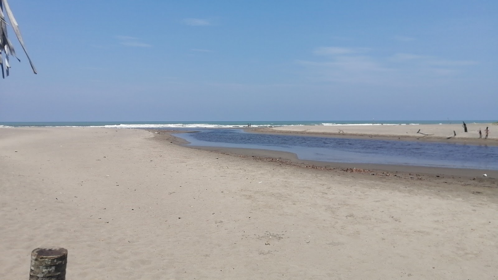 Zdjęcie Playa "Paraiso" z powierzchnią beżowy piasek
