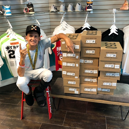 Shoe Store «Sneaker Syndicate», reviews and photos, 213 N Magnolia Ave, Orlando, FL 32801, USA