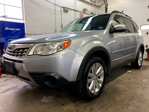 Used Car Dealer «Auto Warehouse», reviews and photos, 218 Main St, Poughkeepsie, NY 12601, USA