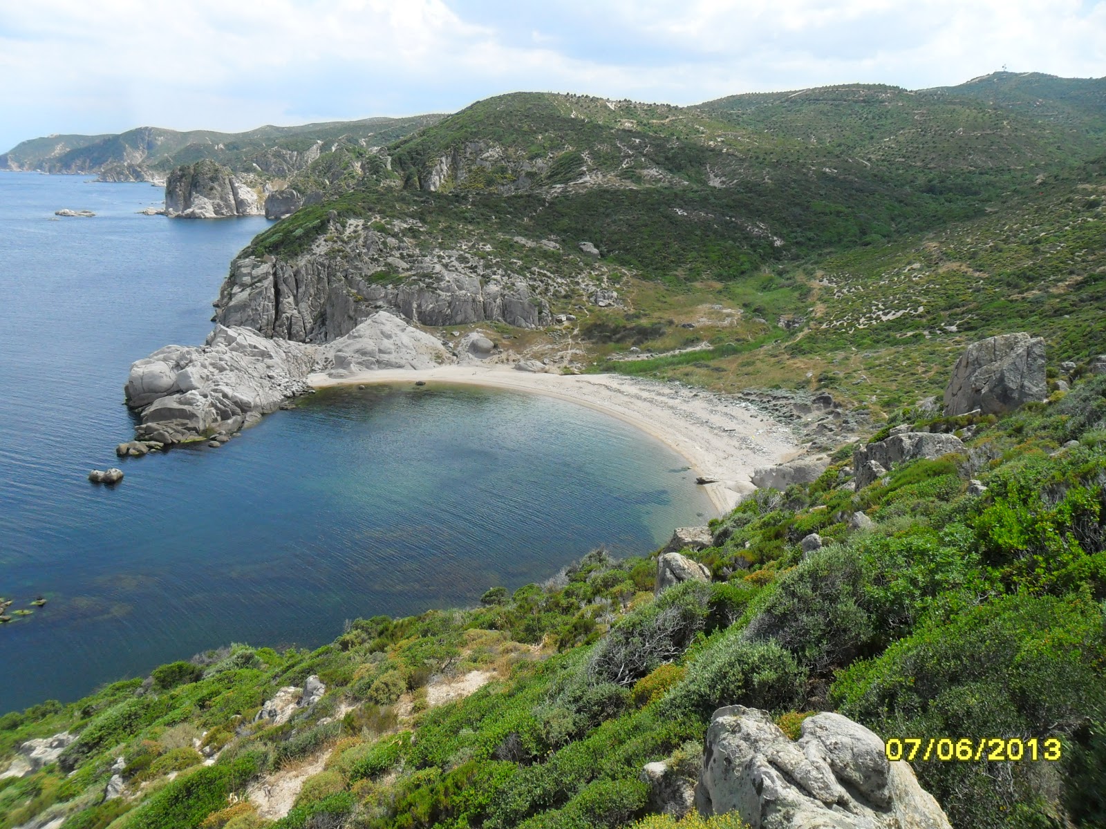 Foto av Karabiga beach II med lätt fin sten yta