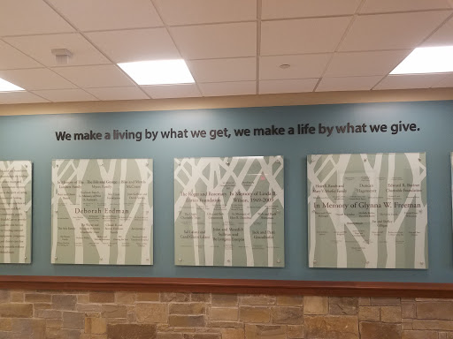 General Hospital «Livingston HealthCare», reviews and photos