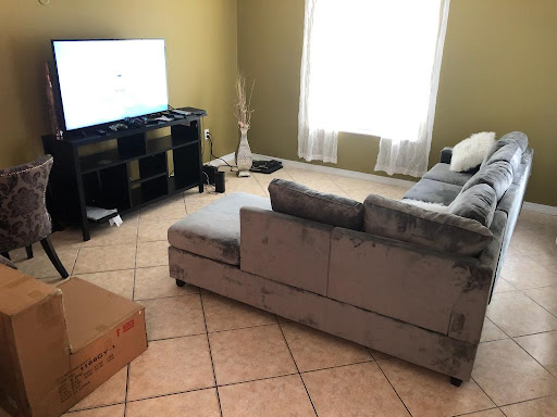 Furniture Store «Simo’s Furniture», reviews and photos, 174 Semoran Commerce Pl #106, Apopka, FL 32703, USA