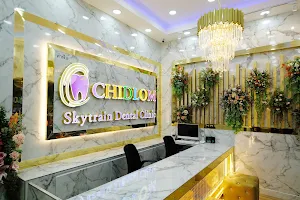 Chidlom Skytrain Dental Clinic image