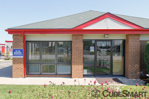 Self-Storage Facility «CubeSmart Self Storage», reviews and photos, 1750 Busse Rd, Elk Grove Village, IL 60007, USA