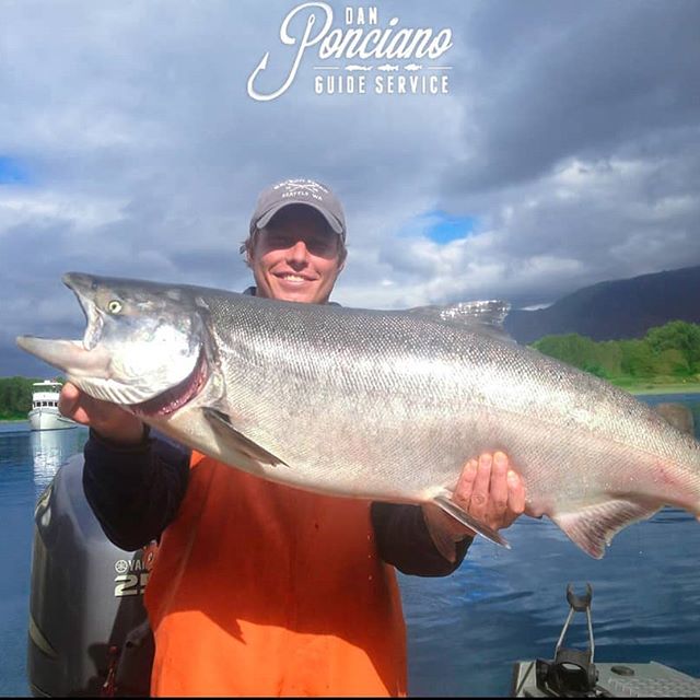 Dan Ponciano - Columbia River Fishing Guide
