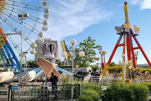 Luna Park image