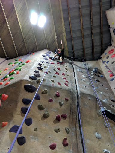Gym «Hangar 18 Indoor Climbing Gym - Upland», reviews and photos, 256 E Stowell St, Upland, CA 91786, USA