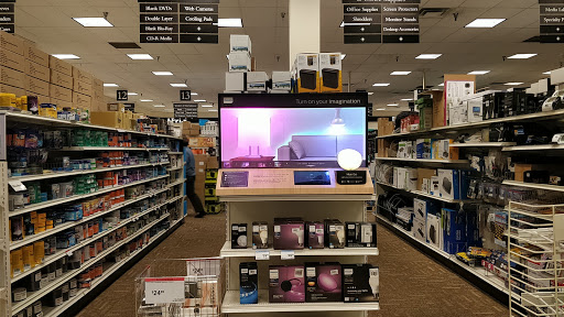 Electronics Store «Micro Center», reviews and photos, 8000 E Quincy Ave, Denver, CO 80237, USA