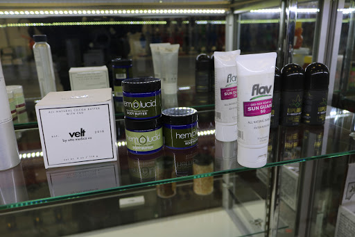 Tobacco Shop «Amsterdam Smoke Shop», reviews and photos, 29 Easton Ave, New Brunswick, NJ 08901, USA