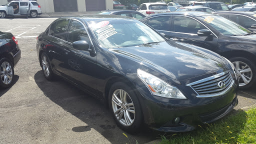 Used Car Dealer «Luxury Unlimited Auto Sales Inc.», reviews and photos, 2907 Old Lincoln Hwy, Trevose, PA 19053, USA