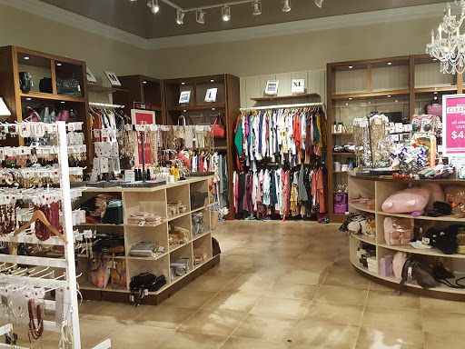 Fashion Accessories Store «Charming Charlie», reviews and photos, 600 Silks Run #1255, Hallandale Beach, FL 33009, USA