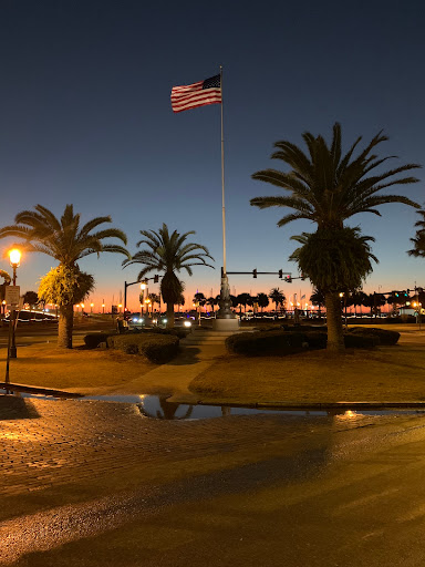 Cocktail Bar «Tradewinds Lounge», reviews and photos, 124 Charlotte St, St Augustine, FL 32084, USA