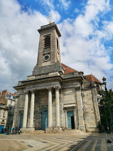 attractions Église Saint-Pierre de Besançon Besançon