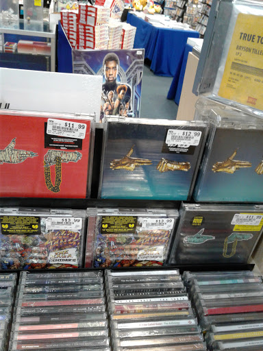 DVD Store «EntertainMart», reviews and photos, 3040 S Glenstone Ave, Springfield, MO 65804, USA