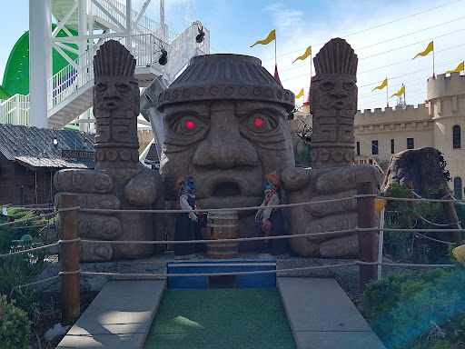 Miniature Golf Course «Roseville Golfland Sunsplash», reviews and photos