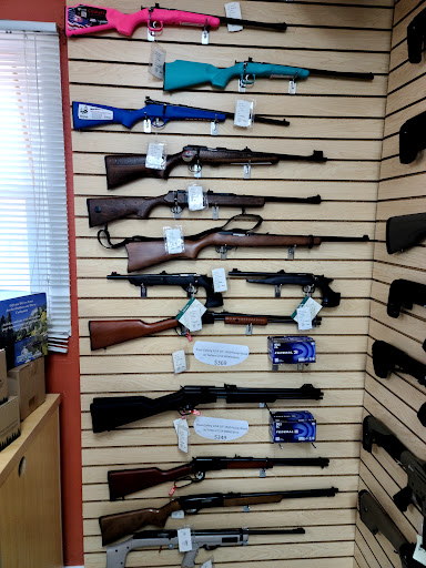 Sporting Goods Store «Buck Shot Sporting Goods», reviews and photos, 1606 IN-38, New Castle, IN 47362, USA