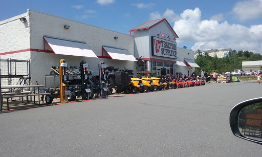 Home Improvement Store «Tractor Supply Co.», reviews and photos, 10801 Colonel Glenn Rd, Little Rock, AR 72204, USA