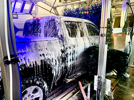 Car Wash «Big Splash Car Wash», reviews and photos, 614 W 39th St, Kansas City, MO 64111, USA