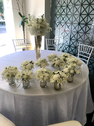 Florist «Artistic Florist Of Tampa», reviews and photos, 2509 W Busch Blvd, Tampa, FL 33618, USA