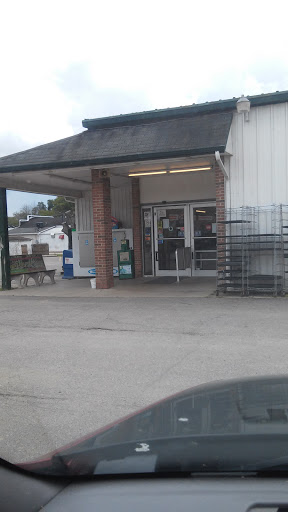 Grocery Store «Hometown Market», reviews and photos, 322 S Main St, Utica, OH 43080, USA