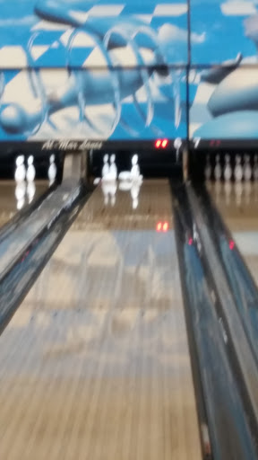 Bowling Alley «Al-Mar Lanes», reviews and photos, 1010 N Main St, Bowling Green, OH 43402, USA