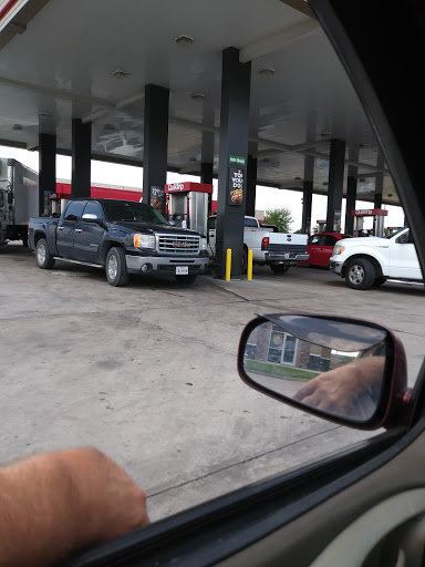 Gas Station «QuikTrip», reviews and photos, 12631 Lake June Rd, Balch Springs, TX 75180, USA
