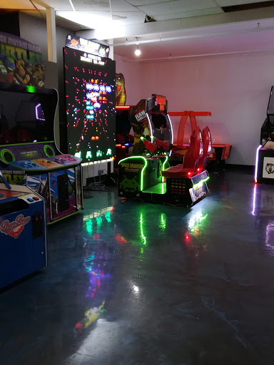 Bowling Alley «Parkway Lanes», reviews and photos, 200 US-46, Elmwood Park, NJ 07407, USA