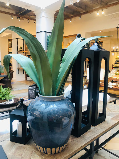 Furniture Store «Pottery Barn», reviews and photos, 4011 Westheimer Rd, Houston, TX 77027, USA