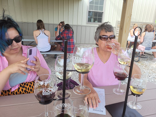 Winery «Rockside Winery and Vineyards», reviews and photos, 2363 Lancaster-Newark Rd NE, Lancaster, OH 43130, USA