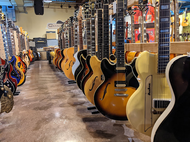 Carter Vintage Guitars - Musical store