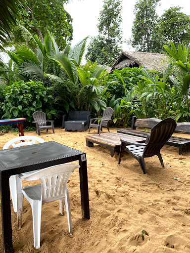 Bom Bom Beach Bar at Island Plantation