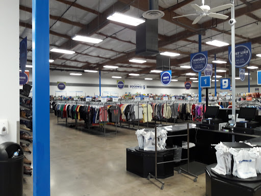 Thrift Store «51st & Olive Goodwill Retail Store & Donation Center», reviews and photos