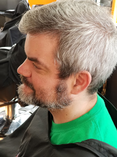 Barber Shop «Miles Barbershop», reviews and photos, 7611 S Osborne Rd #206, Upper Marlboro, MD 20772, USA