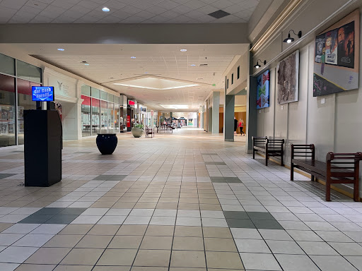 Shopping Mall «Muncie Mall», reviews and photos, 3501 N Granville Ave, Muncie, IN 47303, USA