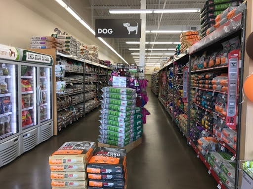 Pet Supply Store «Pet Supplies Plus», reviews and photos, 700 Boston Rd Suite 12b, Billerica, MA 01821, USA