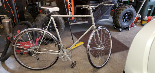 Bicycle Repair Shop «The Broke Spoke Community Bike Shop», reviews and photos, 501 W 6th St #130, Lexington, KY 40508, USA